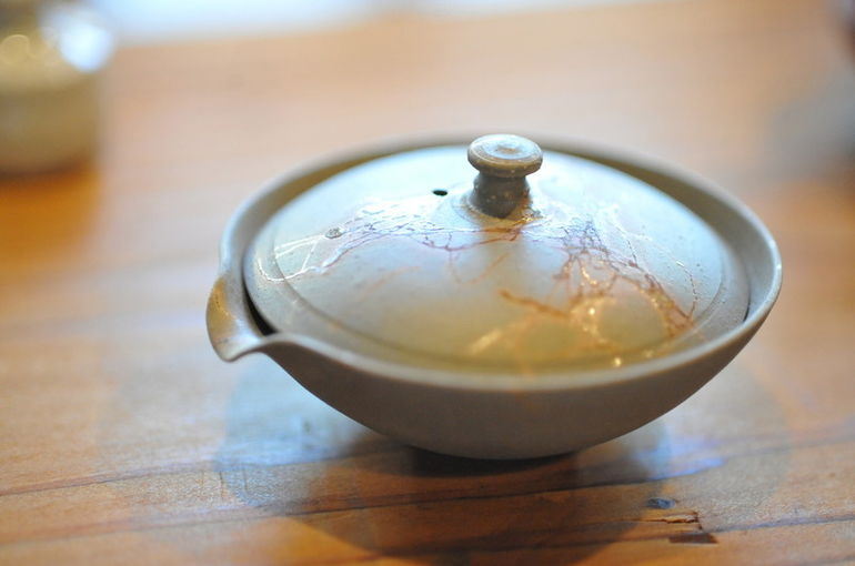 ペットボトルの玉露と急須で入れた玉露はどう違う 違いを解説 コラム 宇治抹茶を通販でお探しなら 株式会社fujiya Chaho